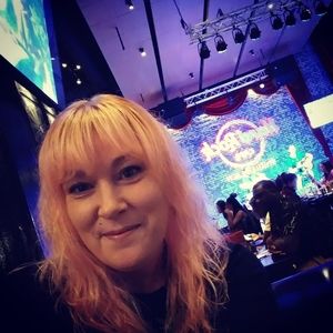 Meet your Posher, Nikki